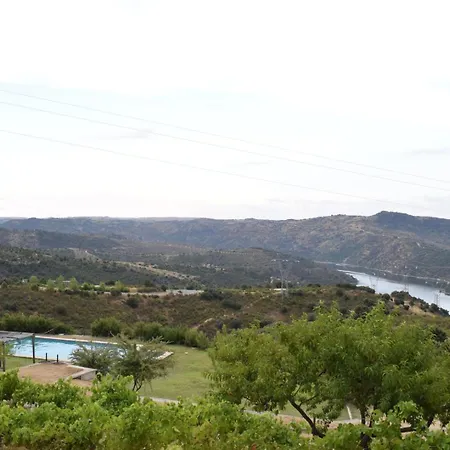 Douro Natura 3* موغادورو