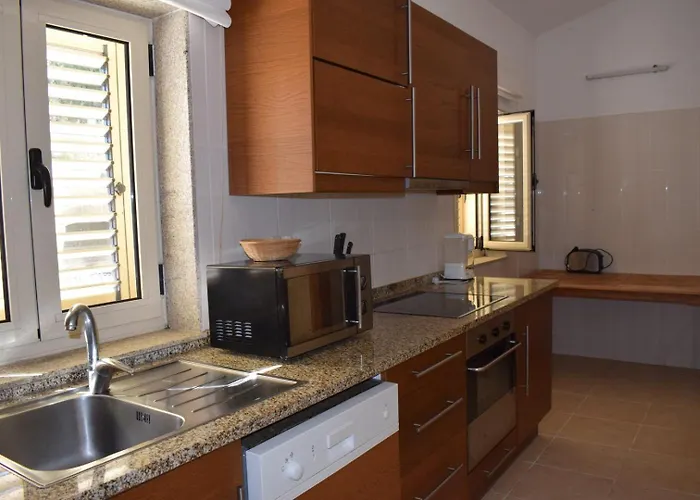 Douro Natura Mogadouro (Braganca)