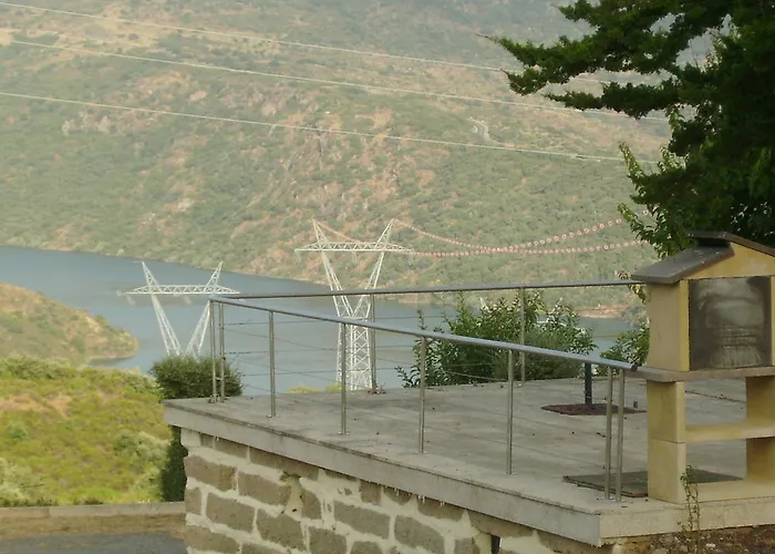 Douro Natura 3* Mogadouro (Braganca)